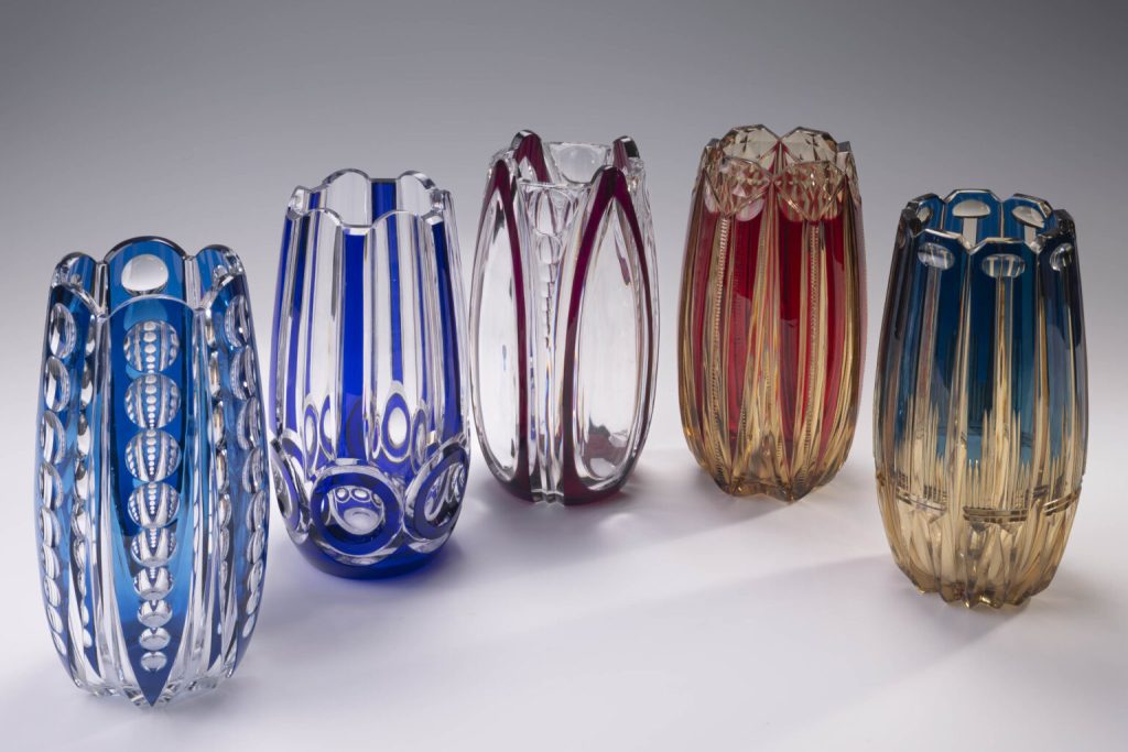 "Ulysses" range of vases, 1926-1935, Madeleine Foundation 7 ©Guy Focant, Charleroi Glass Museum